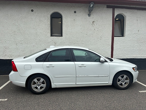 Volvo S40 5 of 9