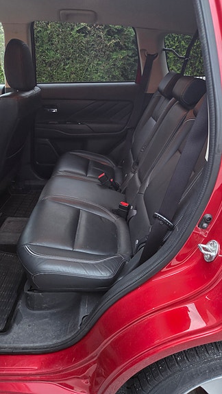 Mitsubishi Outlander 5 of 7
