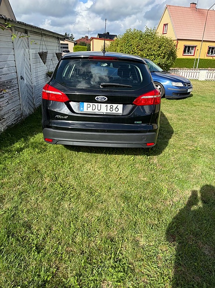 Ford Focus 3 of 6