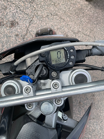 Aprilia Sx50 7 of 9