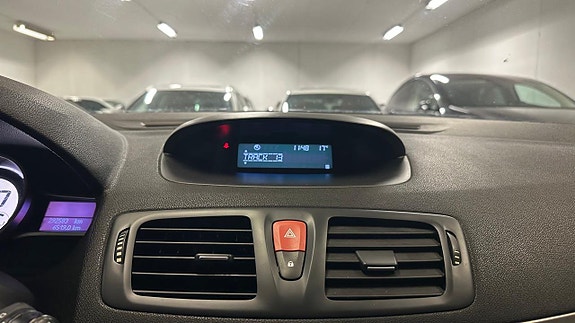 Renault Megane 20 of 22