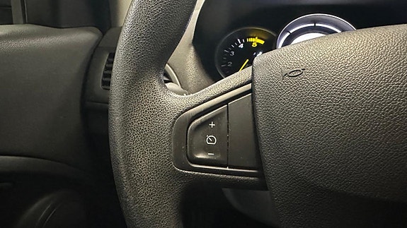 Renault Megane 17 of 22