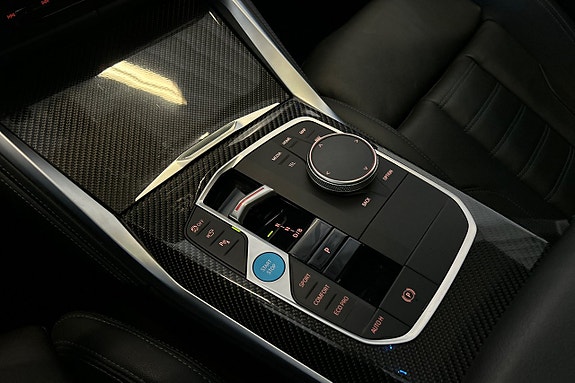 BMW i4 17 of 27