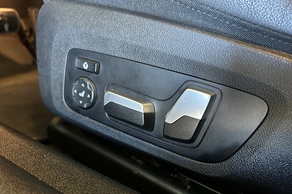 BMW i4 21 of 27