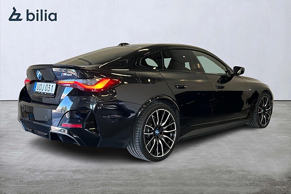 BMW i4 7 of 27