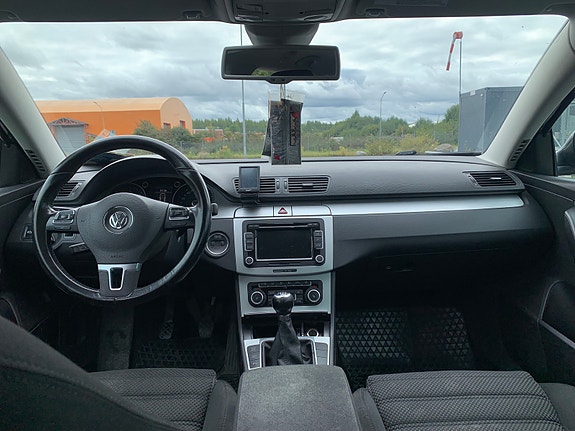 Volkswagen Passat 6 of 6