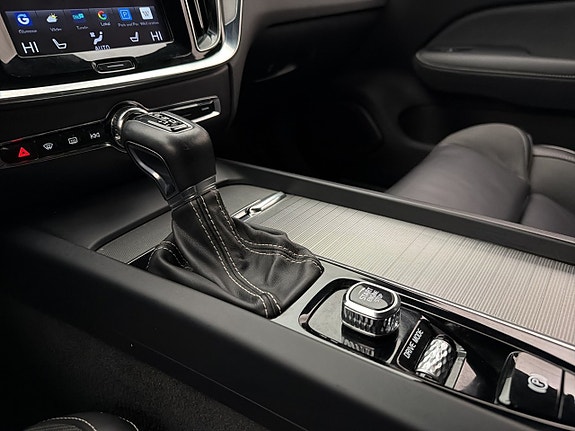 Volvo S60 24 of 30