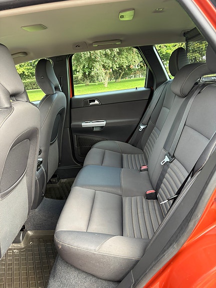 Volvo V50 7 of 9