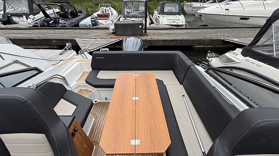 Finnmaster T8 - 20 / Yamaha F300 - 25 9 of 16