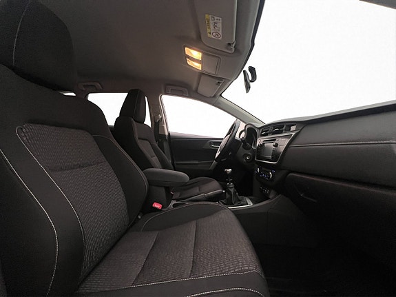 Toyota Auris 21 of 29