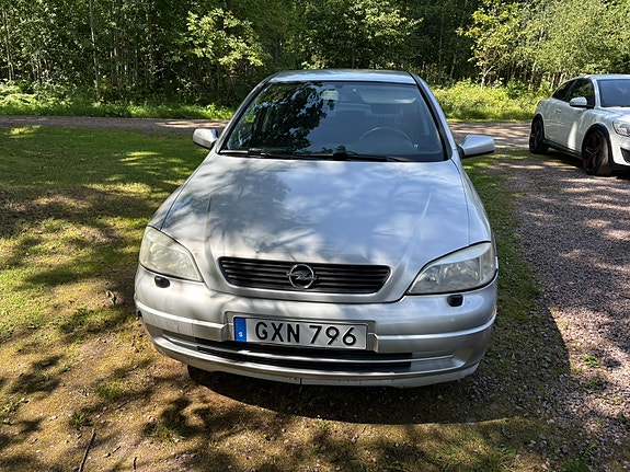 Opel Astra 3 of 5