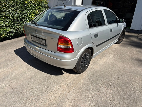 Opel Astra 5 of 5
