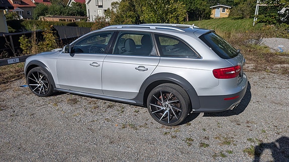 Audi A4 allroad 3 of 9