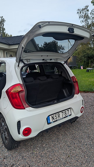 Kia Picanto 14 of 14