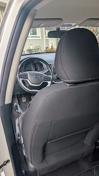 Kia Picanto 12 of 14