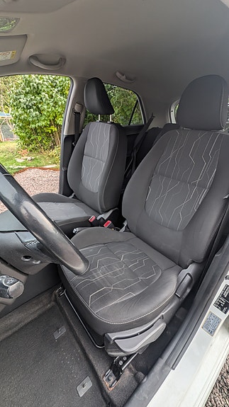 Kia Picanto 6 of 14