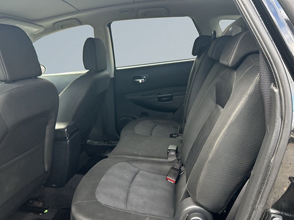 Nissan Qashqai+2 13 of 25