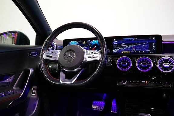 Mercedes-Benz A250 12 of 29