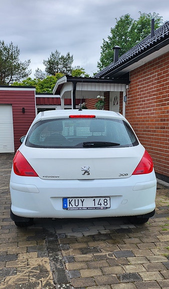 Peugeot 308 3 of 5