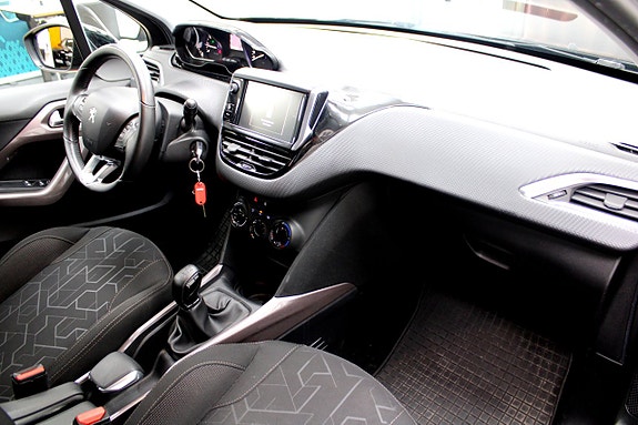 Peugeot 2008 18 of 22