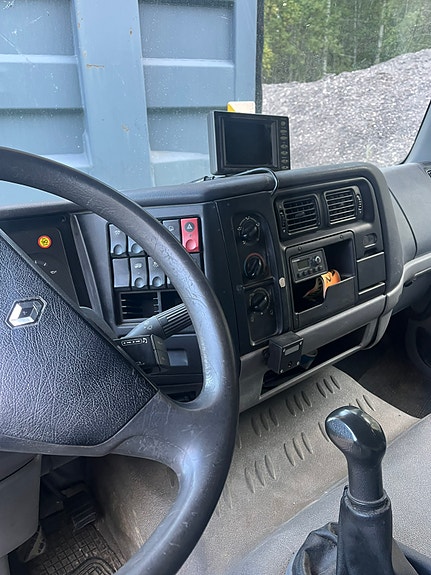 Renault M 210 5 of 6