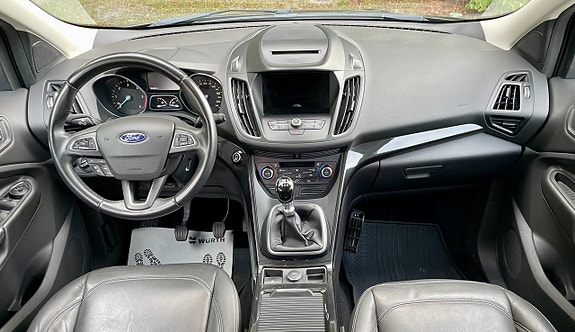 Ford Kuga 6 of 10