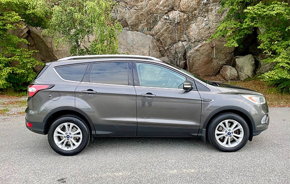 Ford Kuga 3 of 10