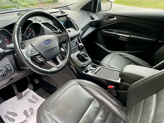 Ford Kuga 5 of 10