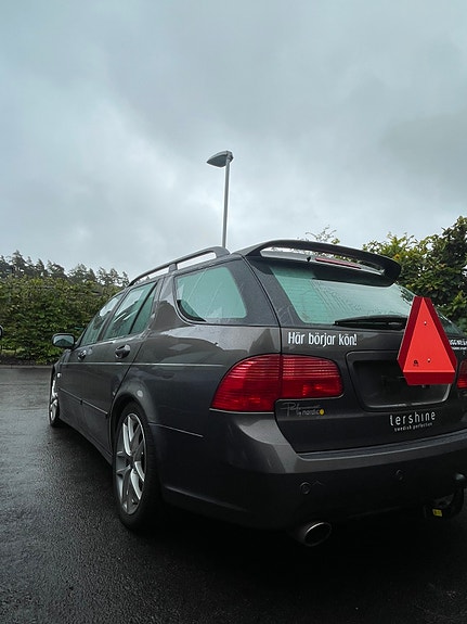 Saab 9-5 8 of 19