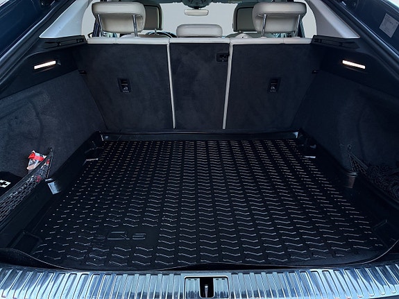 Audi Q8 12 of 27