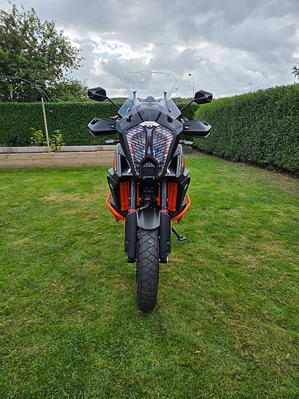 KTM 1290 Super Adventure 8 of 13