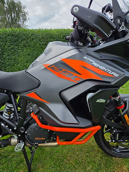 KTM 1290 Super Adventure 3 of 13