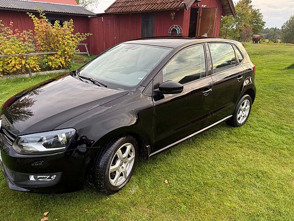 Volkswagen Polo 2 of 7