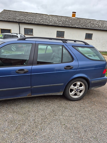 Saab 9-5 6 of 8