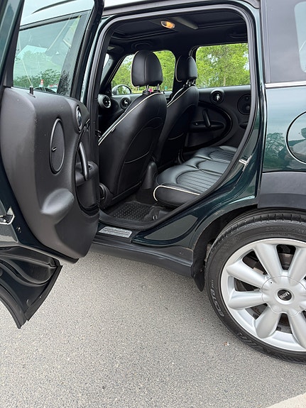 MINI Countryman Cooper D 5 of 10