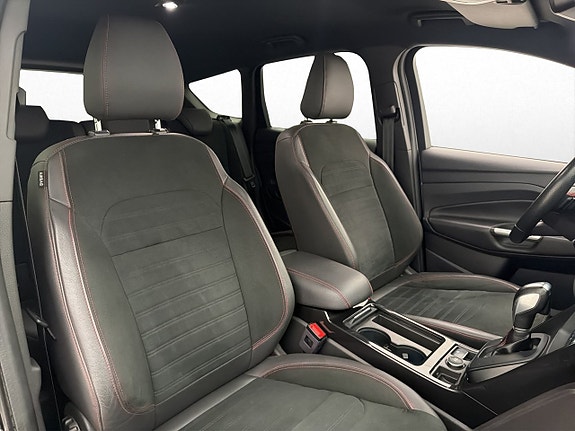 Ford Kuga 24 of 30