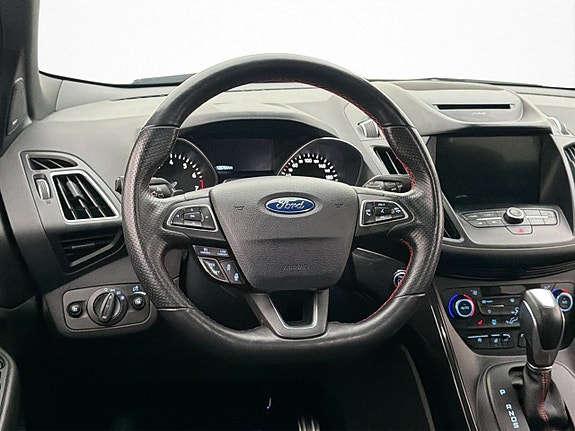 Ford Kuga 14 of 30