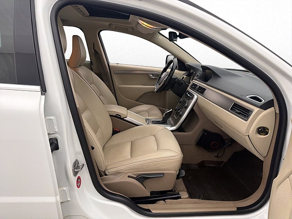 Volvo XC70 25 of 30
