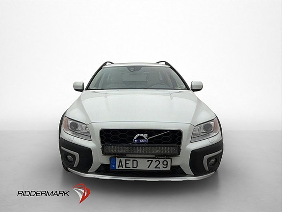 Volvo XC70 2 of 30