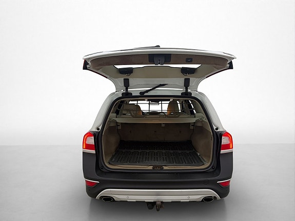Volvo XC70 28 of 30