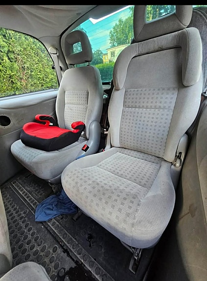 Volkswagen Sharan 5 of 5