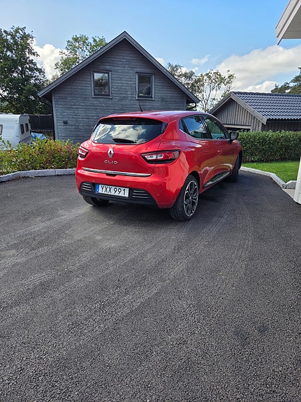 Renault Clio 2 of 4