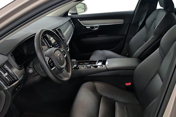 Volvo V90 14 of 22