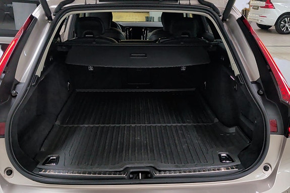 Volvo V90 12 of 22