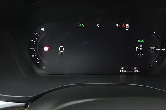 Volvo XC60 16 of 24
