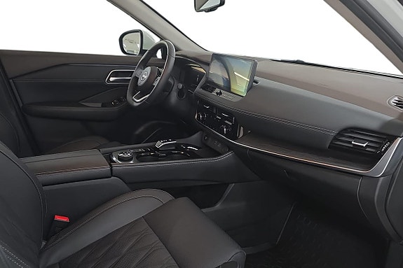 Nissan X-Trail 7 of 21