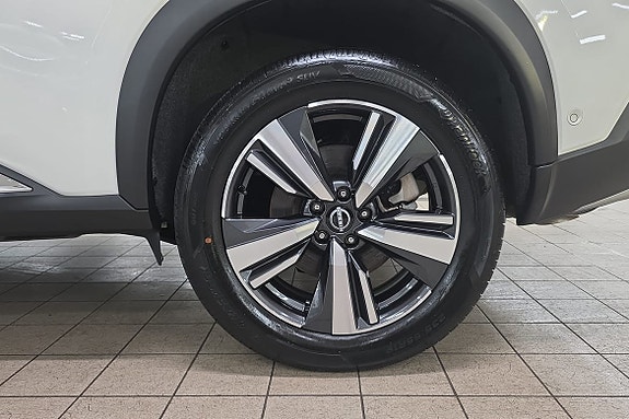 Nissan X-Trail 17 of 21
