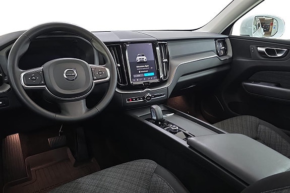 Volvo XC60 10 of 23