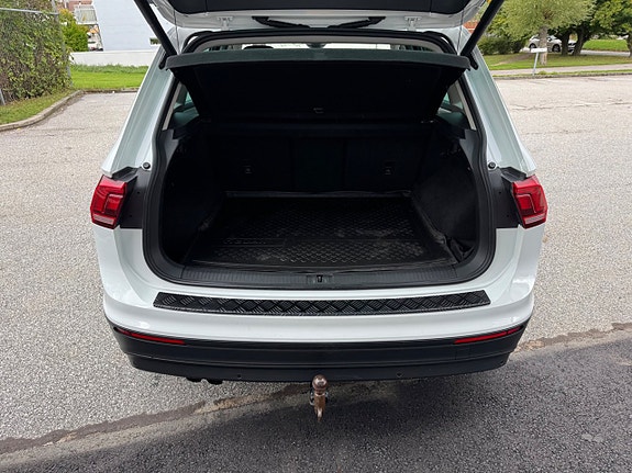 Volkswagen Tiguan 18 of 19