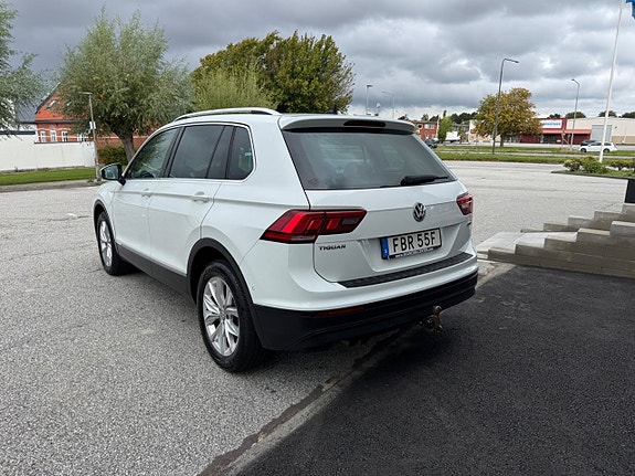 Volkswagen Tiguan 5 of 19